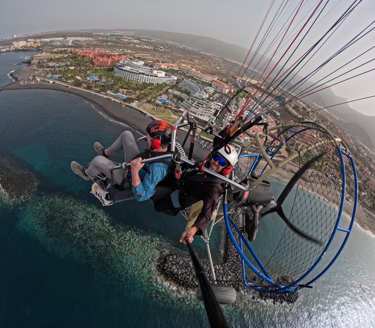 Attraversa le nuvole in Paratrike a Tenerife