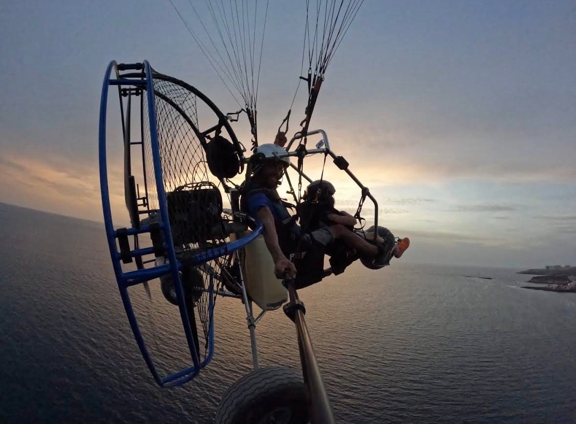 Attraversa le nuvole in Paratrike a Tenerife