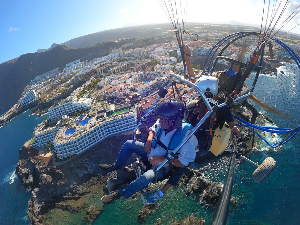 Attraversa le nuvole in Paratrike a Tenerife