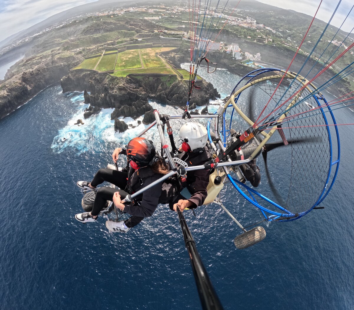 Attraversa le nuvole in Paratrike a Tenerife