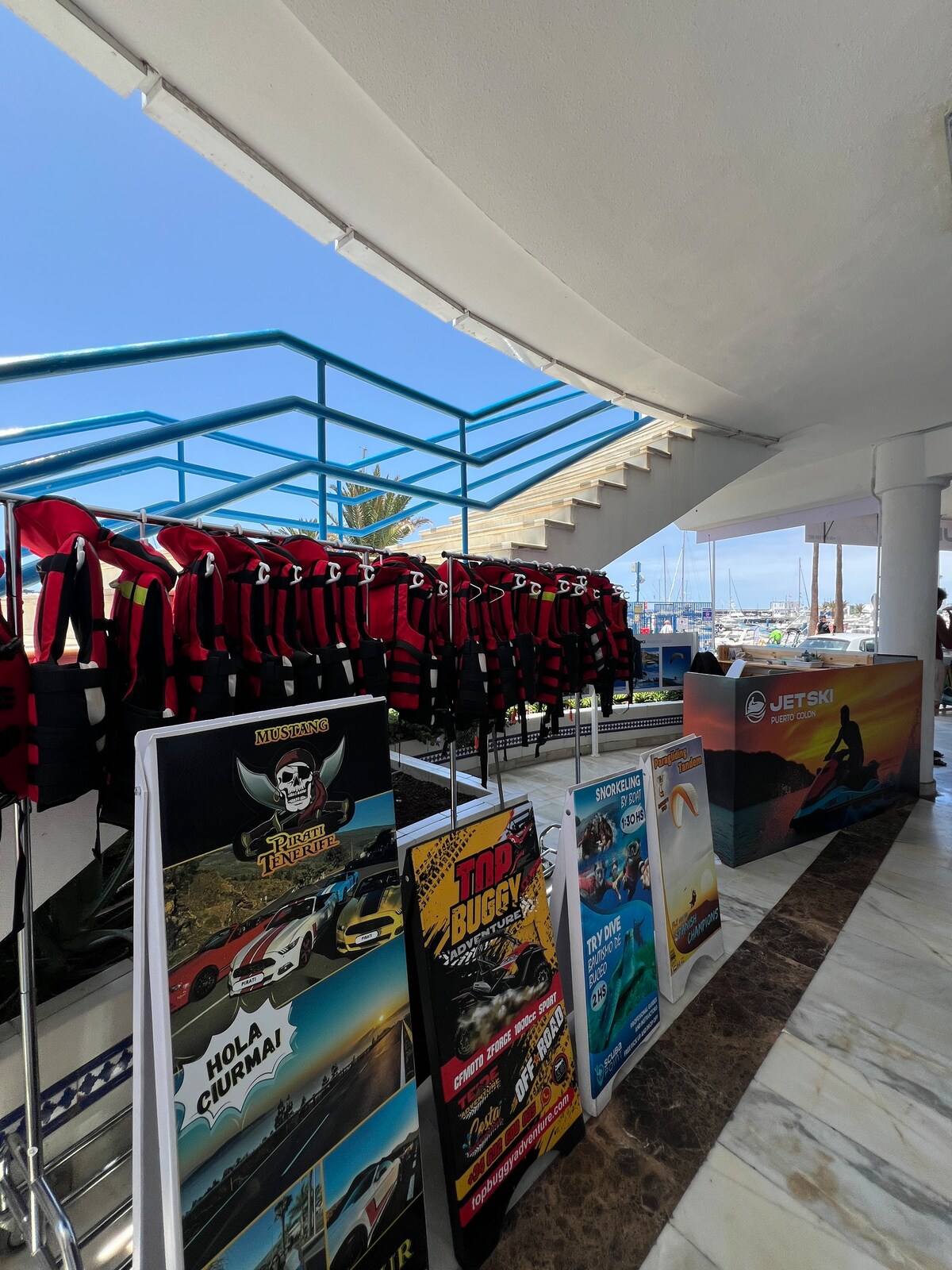 Cavalca le Onde di Tenerife in un Tour in Jetski