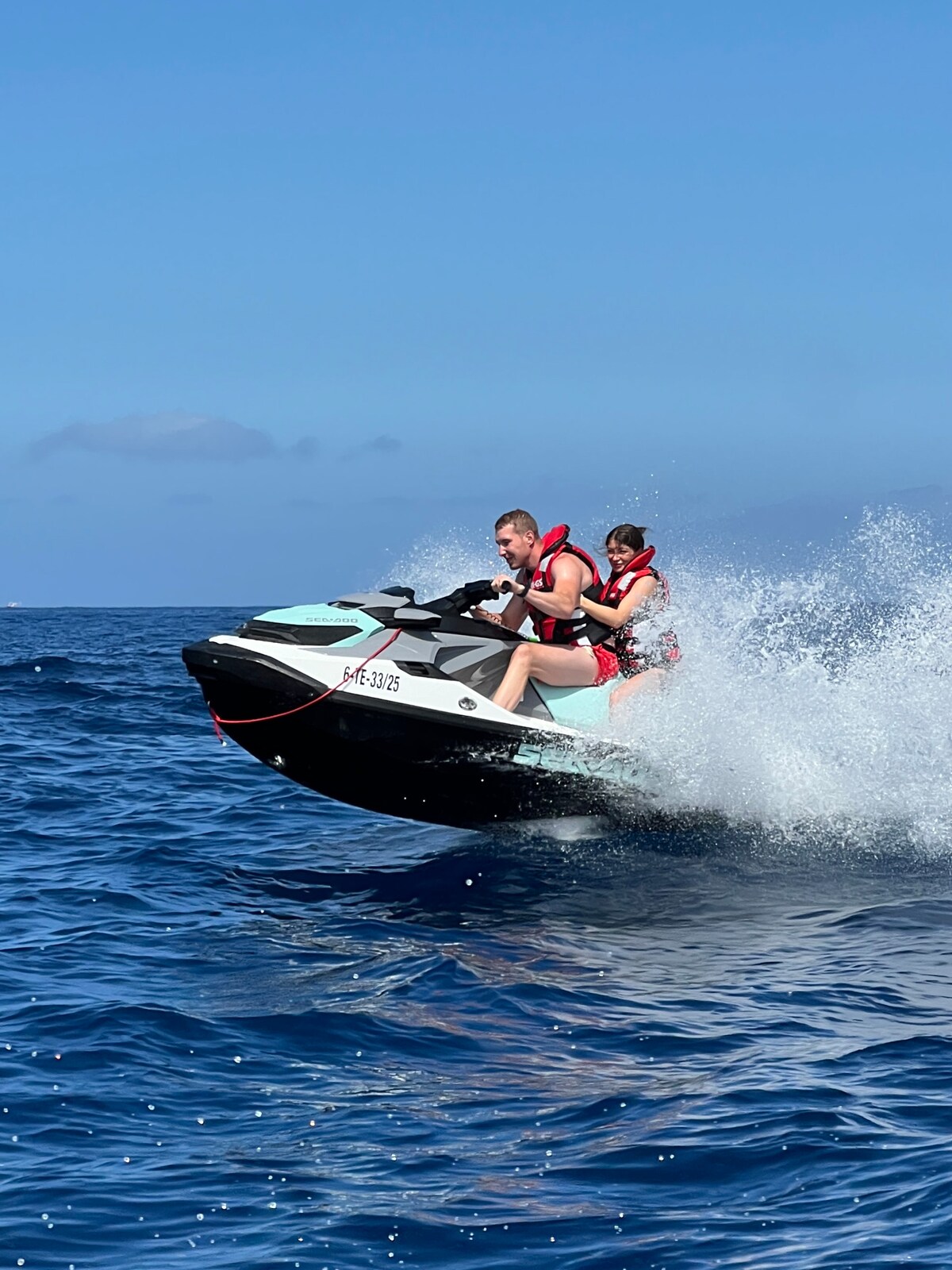 Cavalca le Onde di Tenerife in un Tour in Jetski