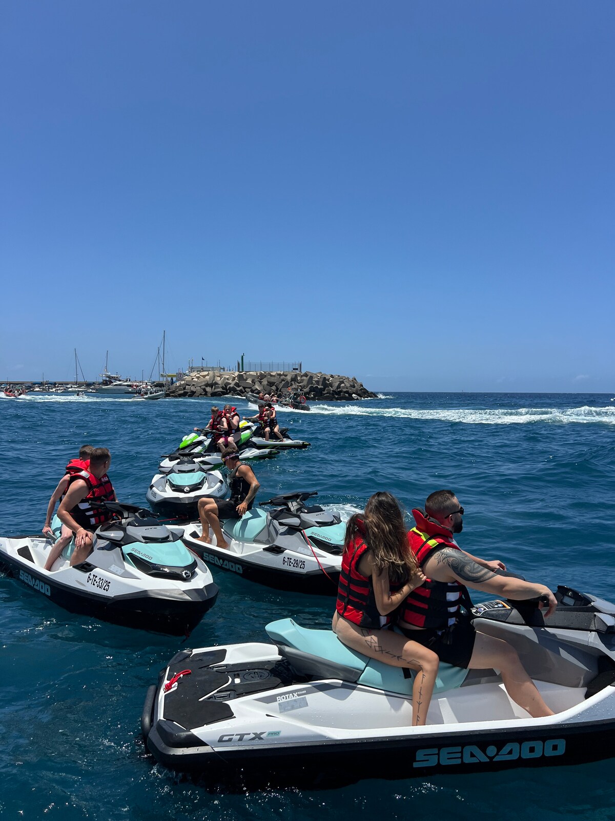 Cavalca le Onde di Tenerife in un Tour in Jetski