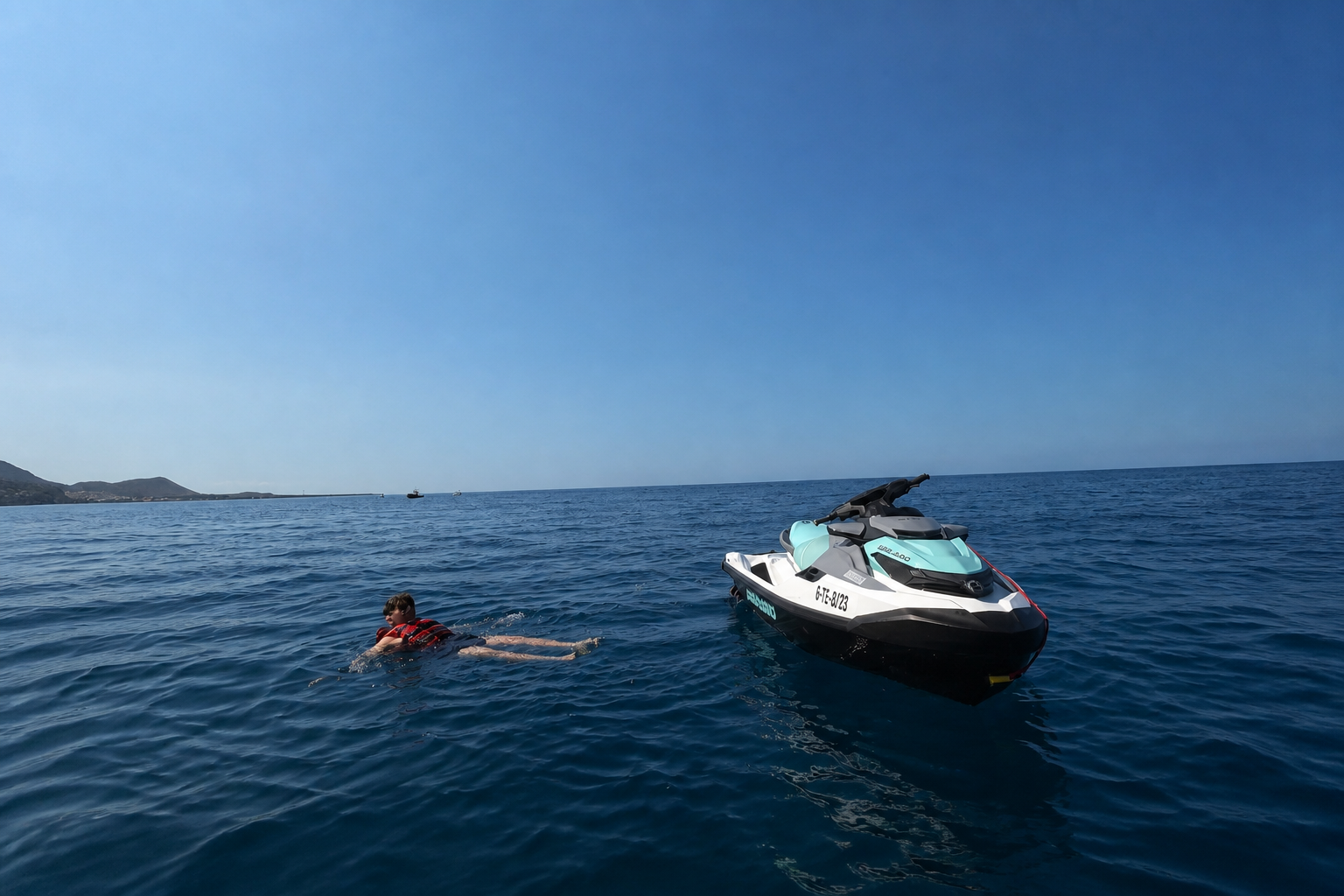 Cavalca le Onde di Tenerife in un Tour in Jetski