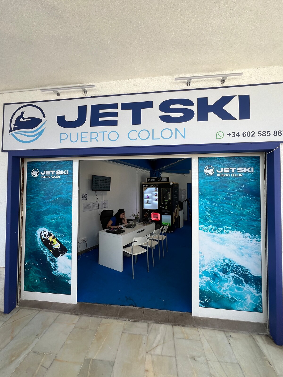 Cavalca le Onde di Tenerife in un Tour in Jetski