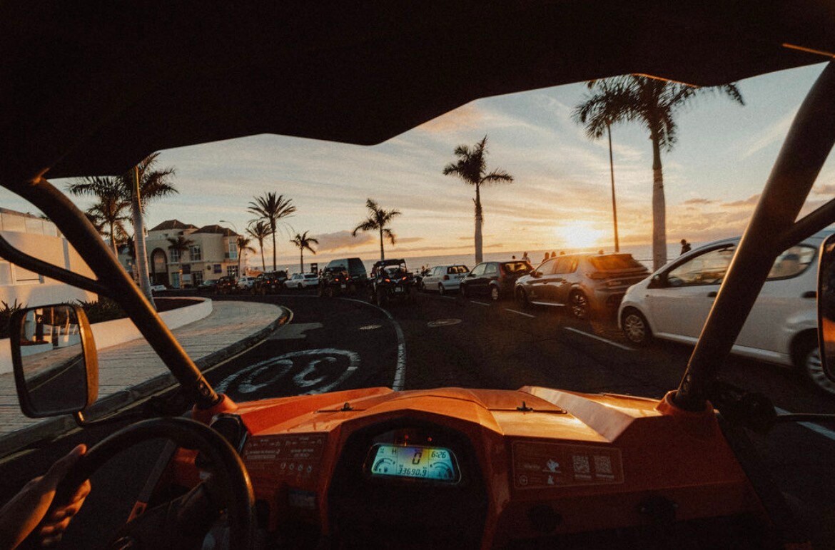 Vivi la Golden Hour più bella di Tenerife in buggy