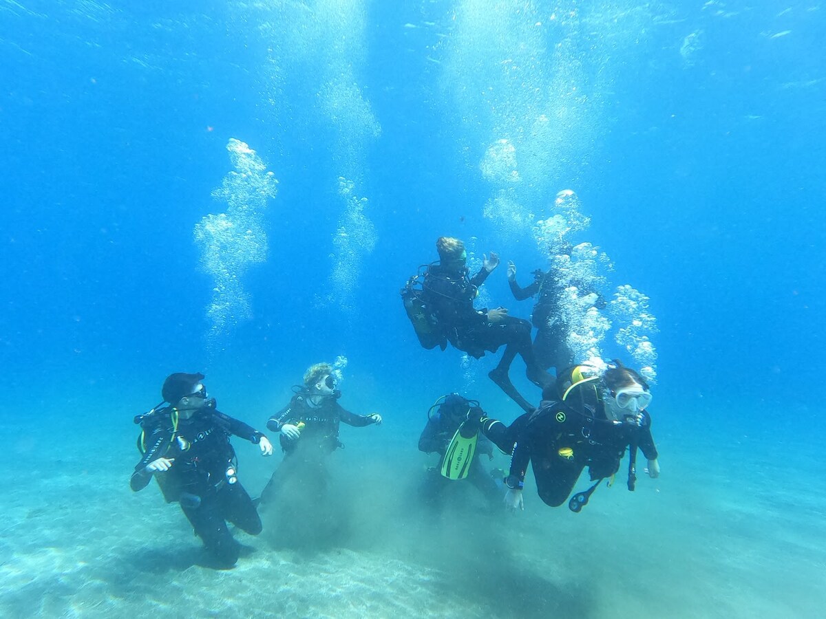 Immergiti nel Paradiso Subacqueo di Costa Adeje