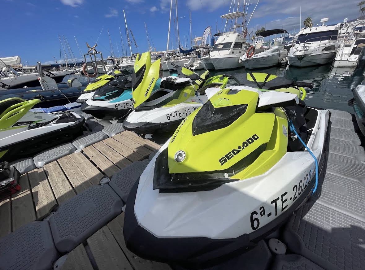 Vivi l’Adrenalina del mare di Adeje in Jetski