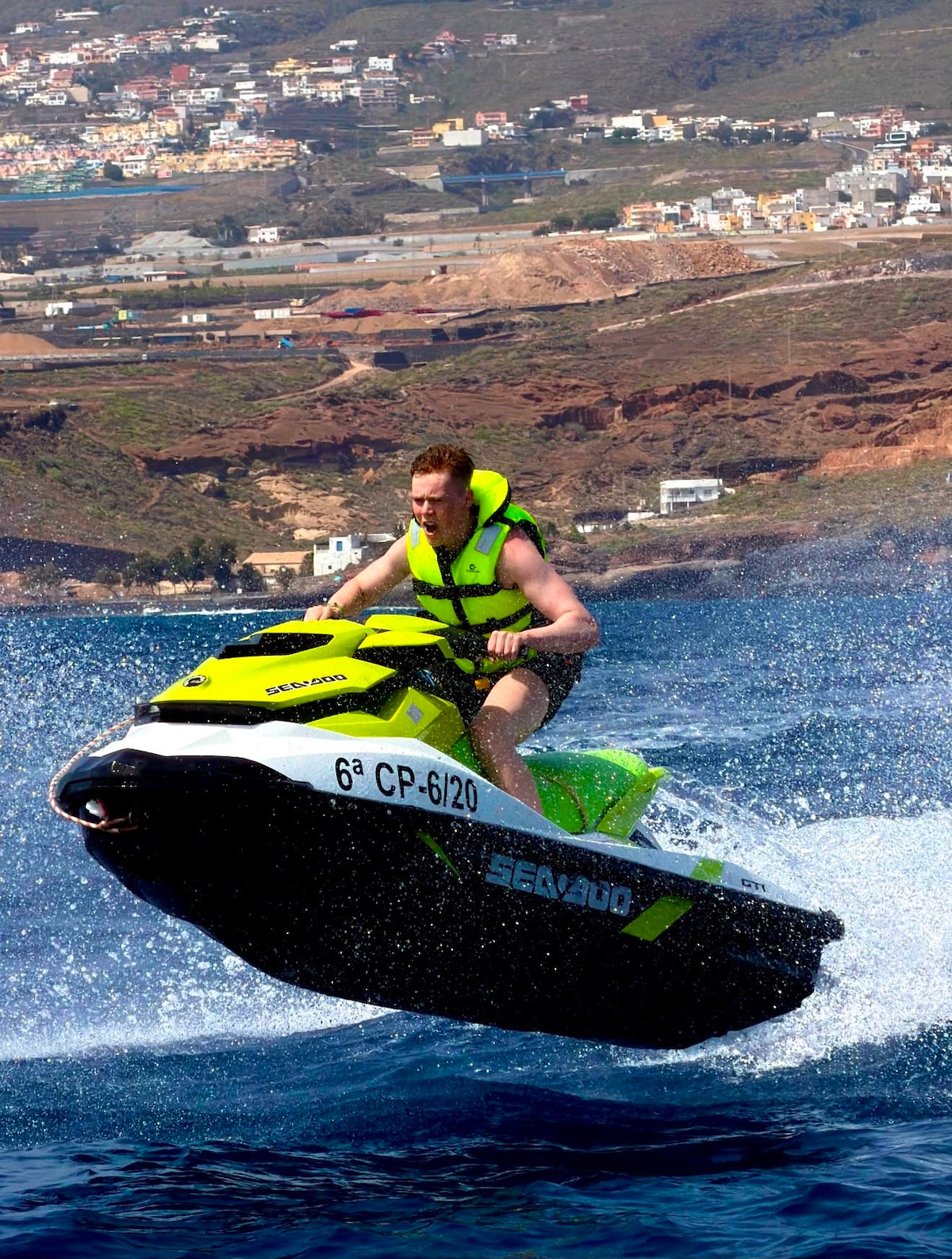 Vivi l’Adrenalina del mare di Adeje in Jetski