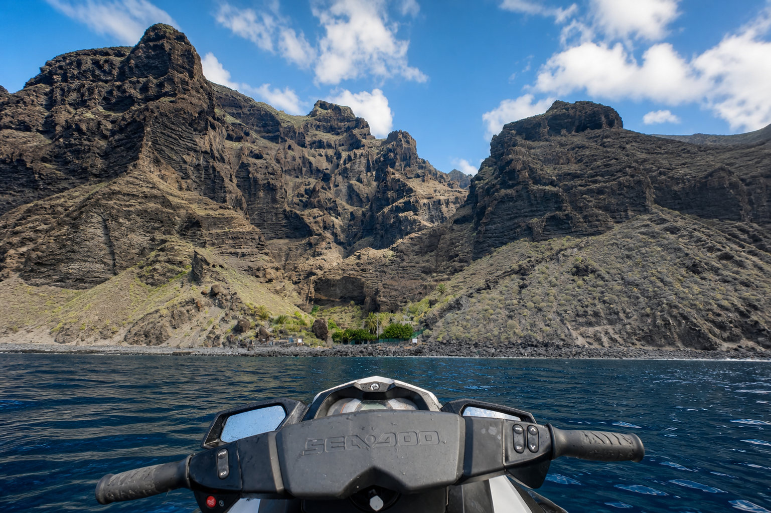 Vivi l’Adrenalina del mare di Adeje in Jetski