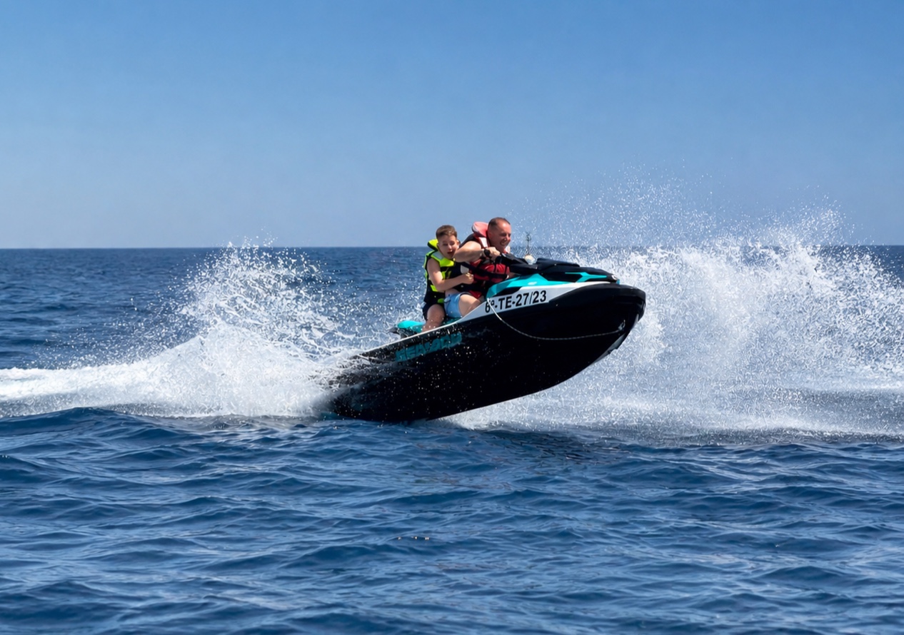 Vivi l’Adrenalina del mare di Adeje in Jetski