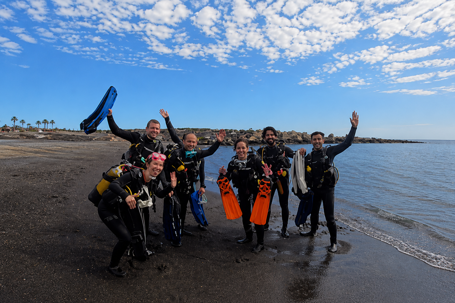 Fai snorkel nelle acque cristalline di Costa Adeje